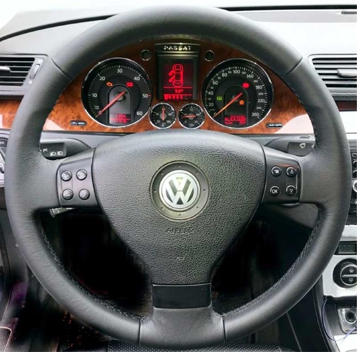Оплетка на руль из натуральной кожи Volkswagen Passat B6 (2005-2010) - фото 11048