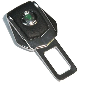 {{photo.Alt || photo.Description || 'Заглушка ремня безопасности с логотипом Skoda'}}