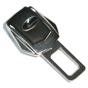 {{photo.Alt || photo.Description || 'Заглушка ремня безопасности с логотипом Lexus'}}