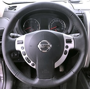 {{photo.Alt || photo.Description || 'Оплетка на руль из натуральной кожи Nissan X-Trail II 2007-2015'}}