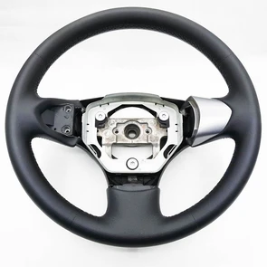 {{photo.Alt || photo.Description || 'Руль Suzuki Grand Vitara'}}