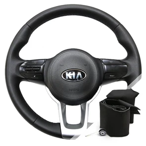 {{photo.Alt || photo.Description || 'Оплетка на руль Kia Rio 4 (2017-2022) для замены штатной кожи'}}