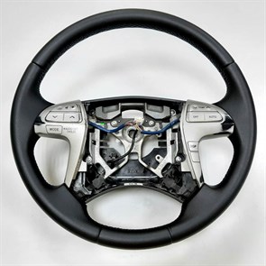 {{photo.Alt || photo.Description || 'Руль Toyota Camry V40 (2006-2011)'}}