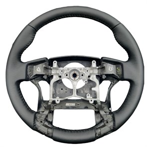 {{photo.Alt || photo.Description || 'Руль Toyota Prado 150 d в натуральной коже'}}