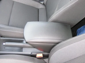 {{photo.Alt || photo.Description || 'Подлокотник Skoda Rapid'}}