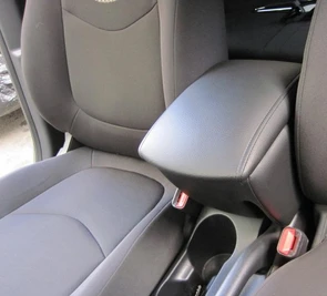 {{photo.Alt || photo.Description || 'Подлокотник Kia Soul I'}}