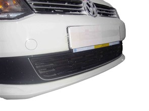 {{photo.Alt || photo.Description || 'Сетка в бампер Volkswagen  Polo, седан 2009-2015 нижняя'}}