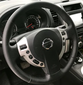 {{photo.Alt || photo.Description || 'Оплетка на руль из натуральной кожи Nissan Qashqai I 2006-2013 г.в.'}}