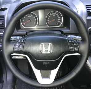 {{photo.Alt || photo.Description || 'Оплетка на руль из натуральной кожи Honda CR-V III 2007-2012 г.в. (черная)'}}